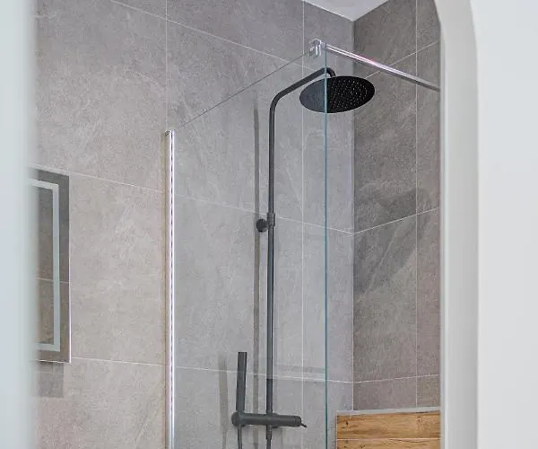 R'apparts T2 Simply Beautiful Apartment *